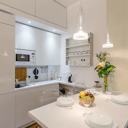 Apartment Petite Boutique Maison Milan